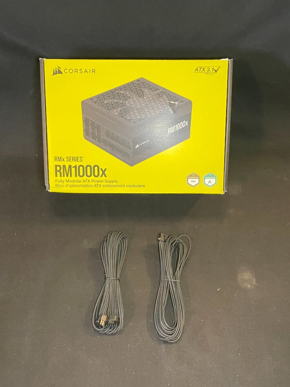Corsair rm1000x power supply cords and box